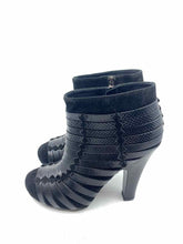 Load image into Gallery viewer, BOTTEGA VENETA Black Ankle Boot | 7 - Labels Luxury
