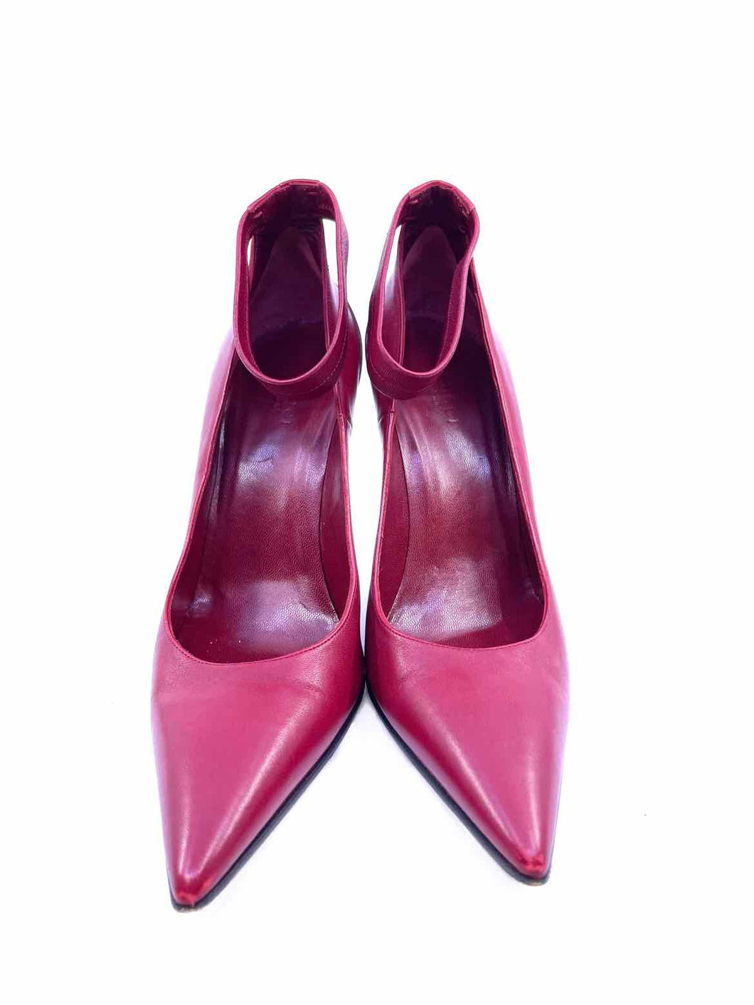 GUCCI Size 7.5 Red Leather Pumps