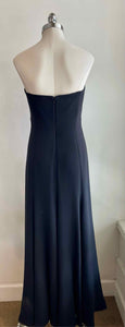 ARMANI COLLEZIONI Size 6 Black Gown/Evening Wear