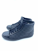Load image into Gallery viewer, GUCCI Black Sneakers | 8.5
