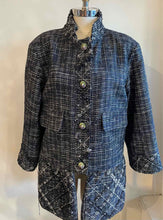 Load image into Gallery viewer, CHANEL Size 6 Navy &amp; White Cotton Blend Blazer
