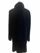 Load image into Gallery viewer, NL Black Fur Coat | M
