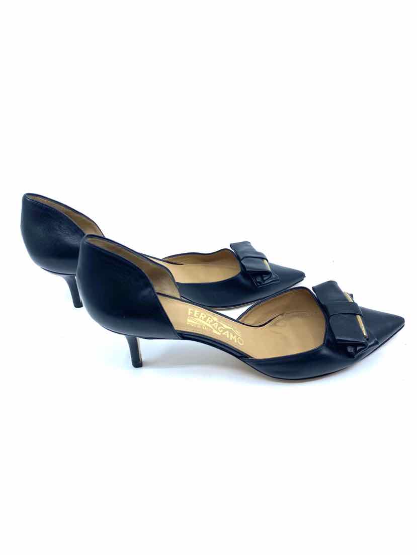 SALVATORE FERRAGAMO Black Pumps | 9.5