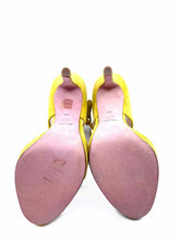 Load image into Gallery viewer, VIKTOR &amp; ROLF Size 9.5 Yellow Suede Sandals
