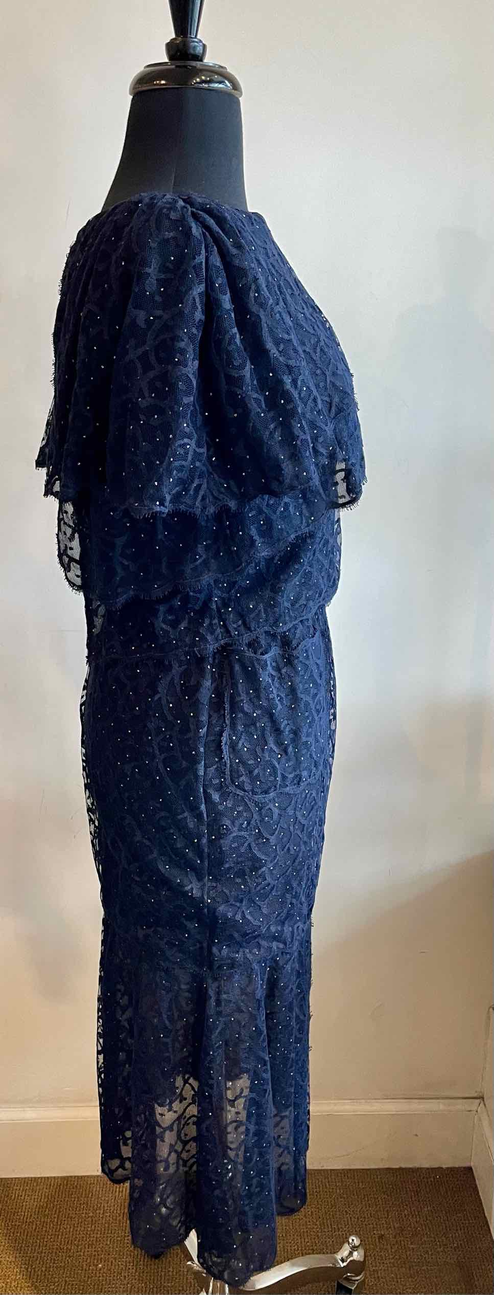 CHANEL Size 38 Navy Lace Skirt Set