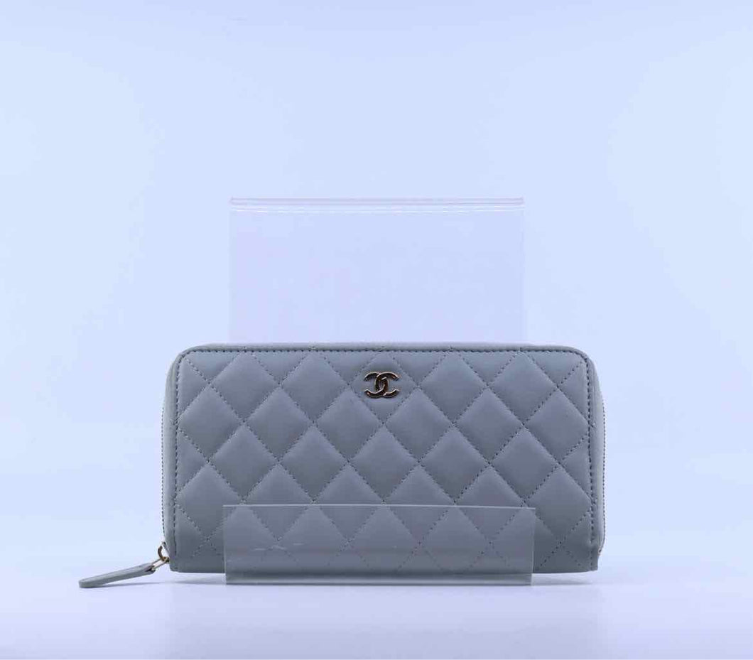 CHANEL Baby Blue Leather Quilted Lamb Skin Wallet