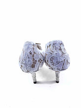 Load image into Gallery viewer, DOLCE &amp; GABBANA Size 8.5 White Lace Pumps
