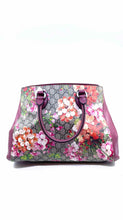 Load image into Gallery viewer, GUCCI Bloom Leather Handbag
