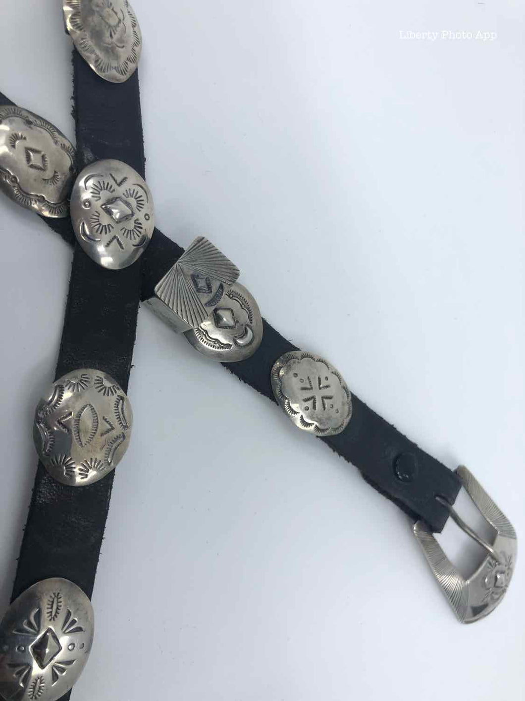 Louis Vuitton - Authenticated Belt - Leather Silver for Men, Very Good Condition